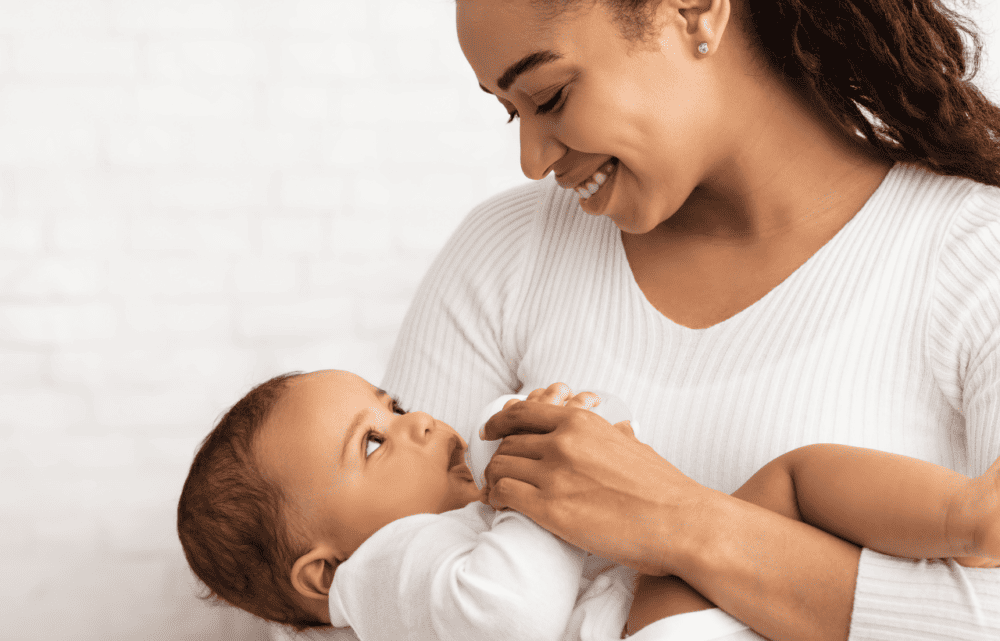 Transitioning from Breast to Bottle - Mother and Baby Bottle Feeding