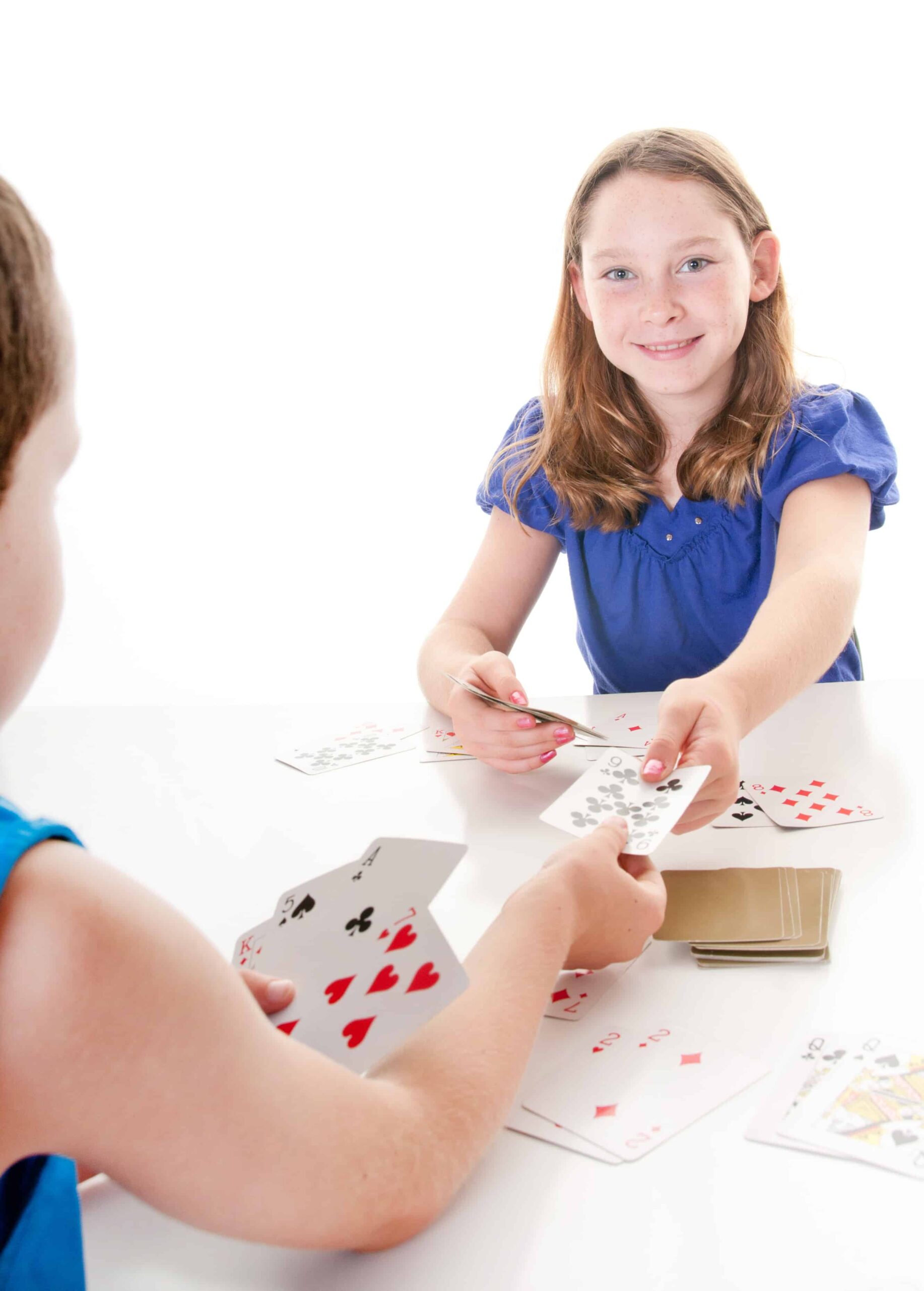 How to play go fish - Kids Playing cards